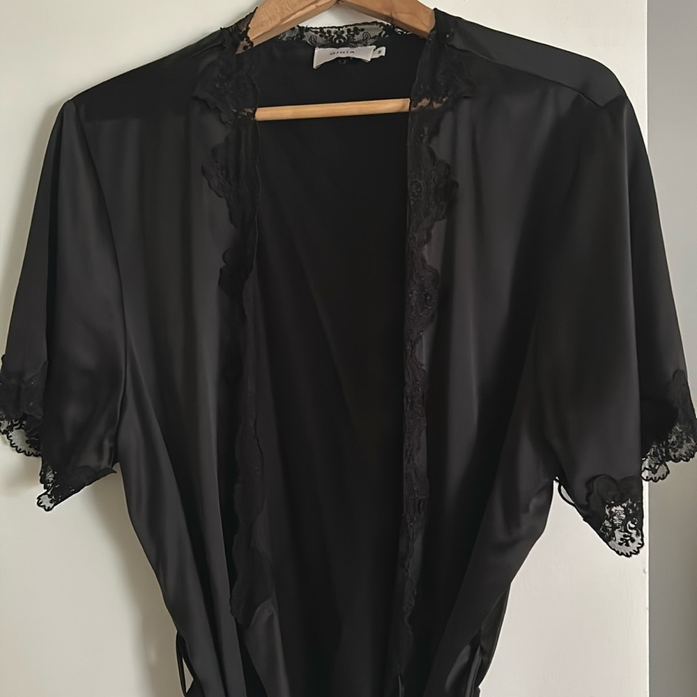 Ginia pure silk short length wrap gown with delicate lace, 100% silk, never worn
